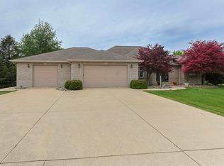 609 S Bray St, New Carlisle, IN 46552