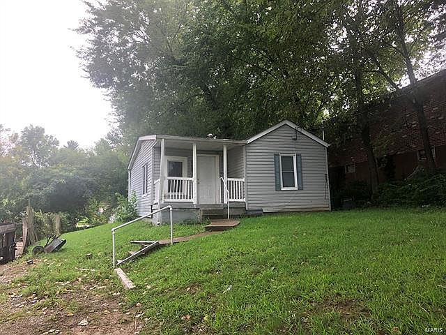 1st image of 7424 Halpin Dr