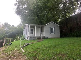 7424 Halpin Dr, Saint Louis, MO 63135