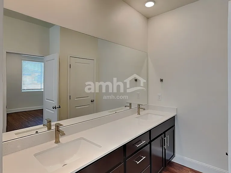 3344 S Fields Ave — Photo 12