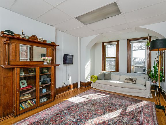 2nd image of 624 E Girard Ave Floor 2