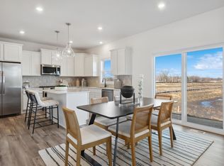 1693 Upper 143rd St E, Rosemount, MN 55068