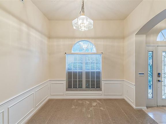 5th image of 8124 Saint Andrews Cir