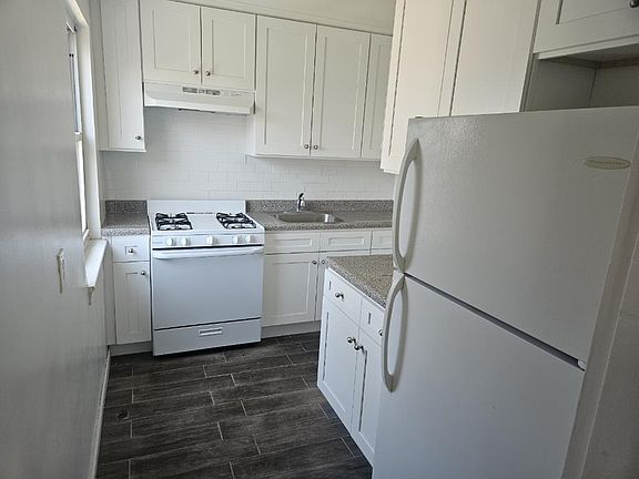 2nd image of 264 Broad Ave #B7