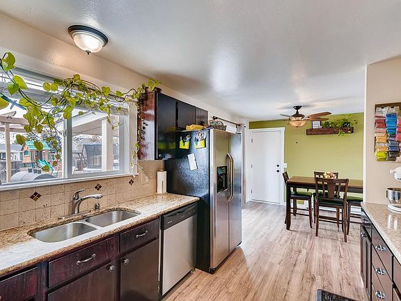 5th image of 10973 Dahlia Way