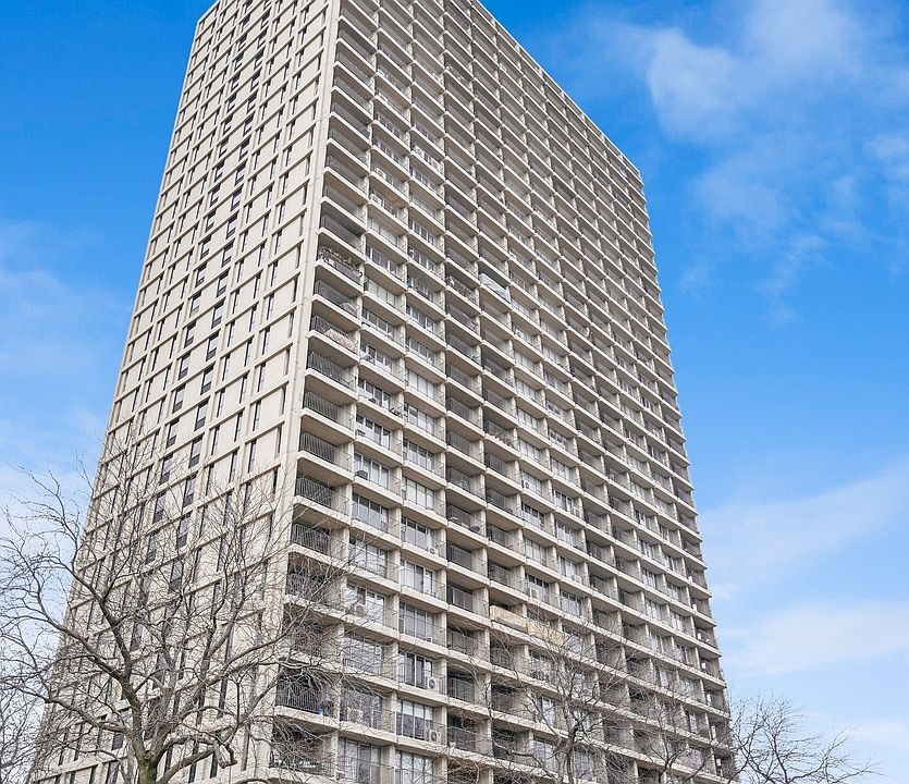 1st image of 1960 N Lincoln Park W APT 3010