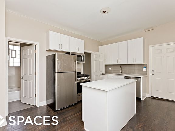 4th image of 2039 N Honore St APT 2F