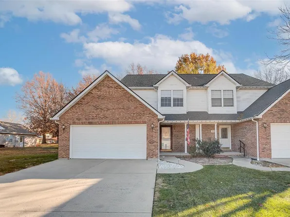 32 Willow Ln, Millstadt, IL 62260