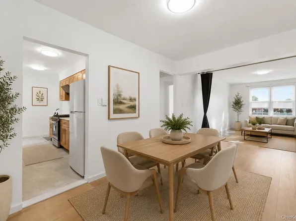 6393 Woodhaven Boulevard #2F3, Rego Park, NY 11374