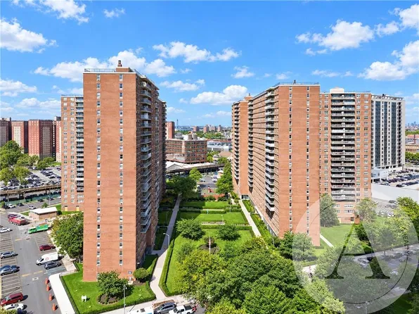 2930 W 5th St APT 15J, Brooklyn, NY 11224