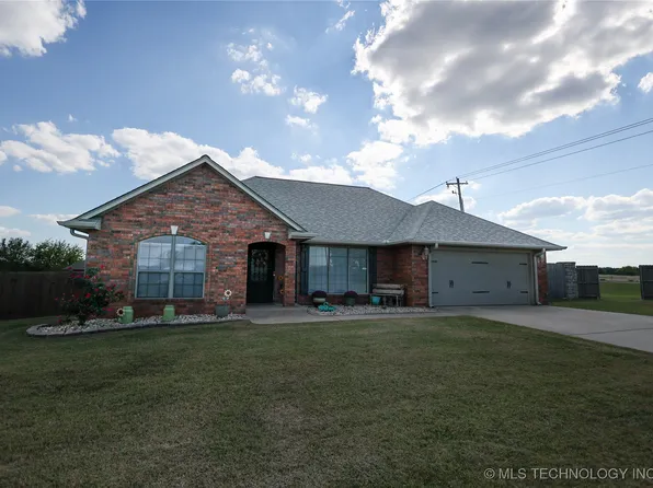 2509 Eagle View Dr, Sulphur, OK 73086