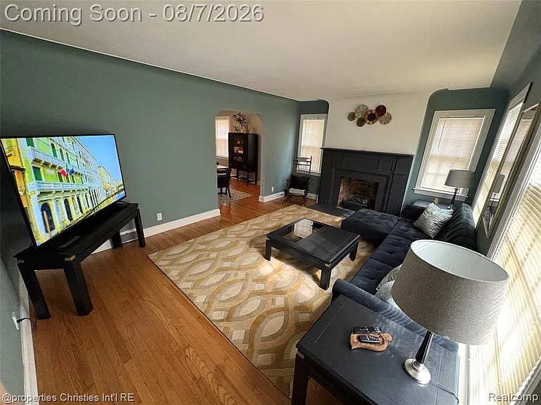 4468 Grayton St — Photo 3