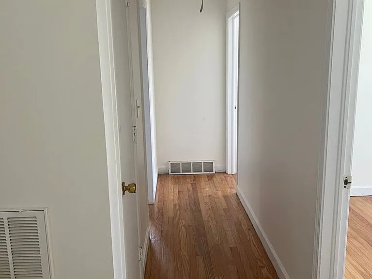 6 Kingsbury Rd — Photo 14