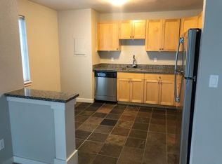 9606 NE 120th St #D204, Kirkland, WA 98034