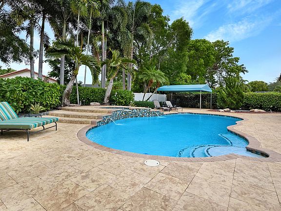 4th image of 1200 NW 98th Avenue