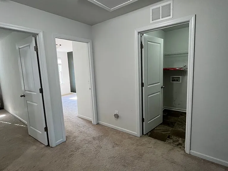 751 Stradleigh Ct — Photo 29