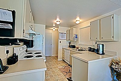 5th image of 54205422 S Mason Ave
