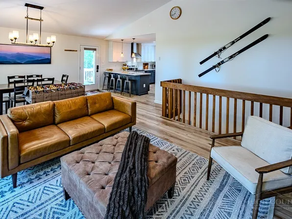 128 Wild Daisy Lane, Beech Mountain, NC 28604