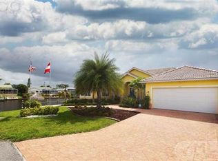 2801 SE 10th Ave, Cape Coral, FL 33904