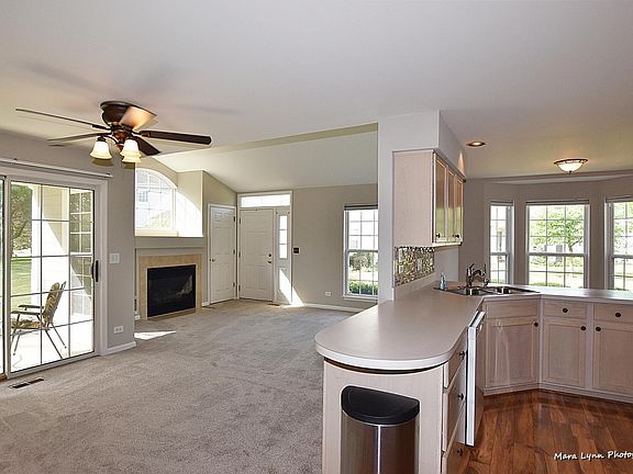 4th image of 1374 Spencer Ln #1374