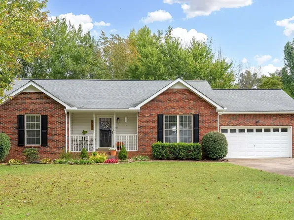 2041 Skyline Dr, Goodlettsville, TN 37072