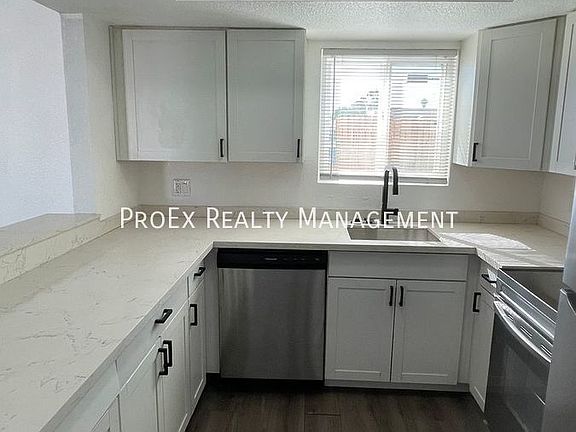 5th image of 1822 N 32nd St APT 112