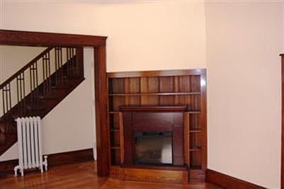 4th image of 1594 Elbur Ave