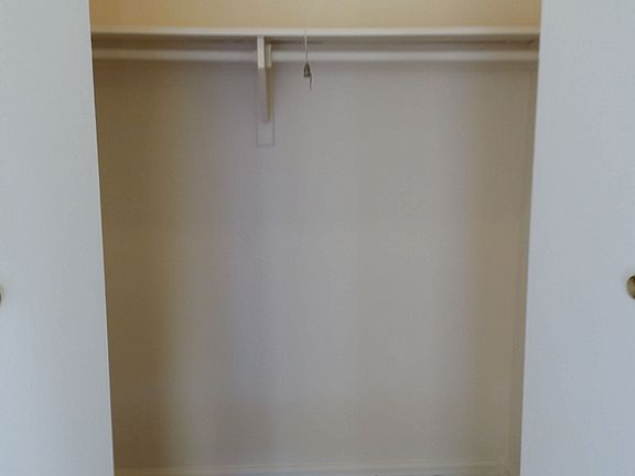 5th image of 14210 Roosevelt Ave APT 403