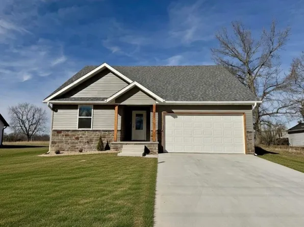 355 Division Street, Sparta, MO 65753