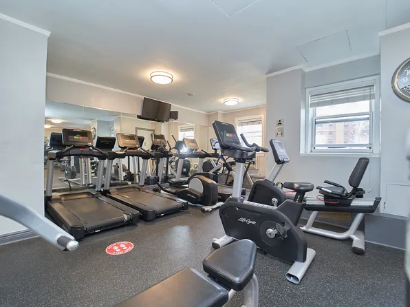 175 Willoughby Street image 7 of 12