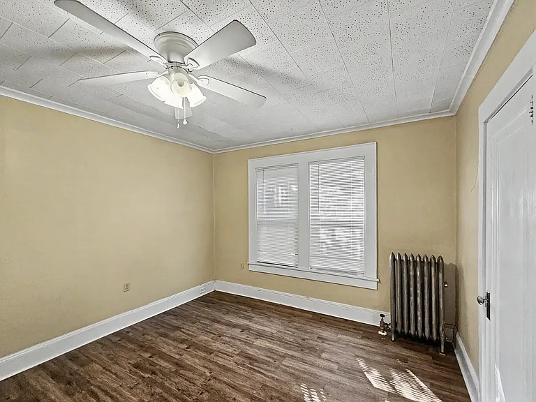 1614 Linden St #1 — Photo 5