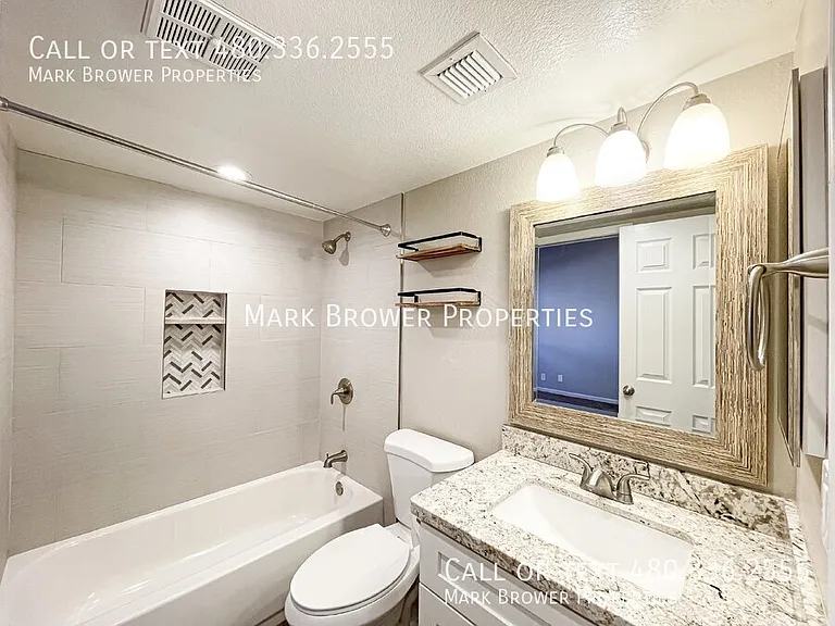 1976 N Lemon Tree Ln #17 — Photo 11