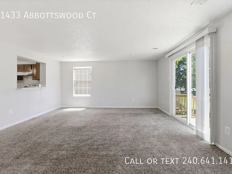 11433 Abbottswood Ct — Photo 1