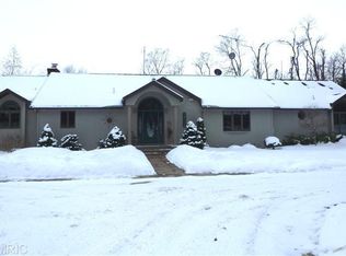 26075 Littman Rd, Sturgis, MI 49091