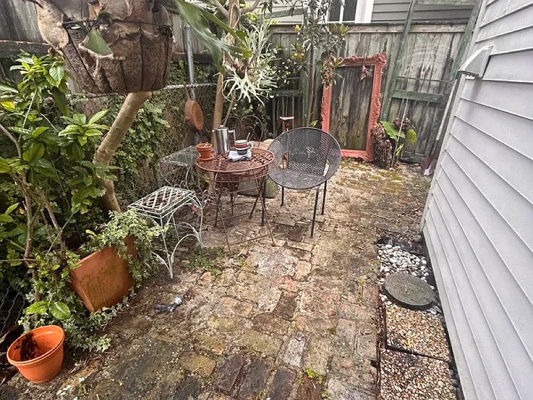 2472 Dauphine St #B — Photo 14