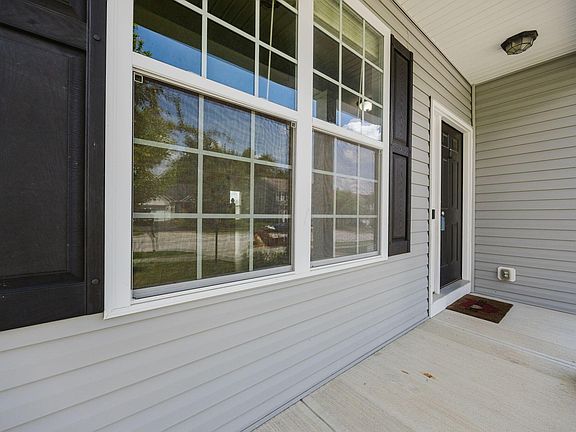 5th image of 1752 Keela Dr