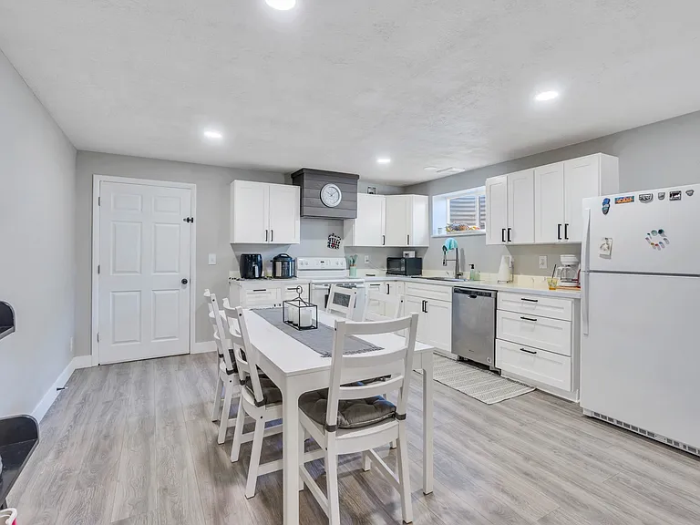 804 Walnut Ave — Photo 13