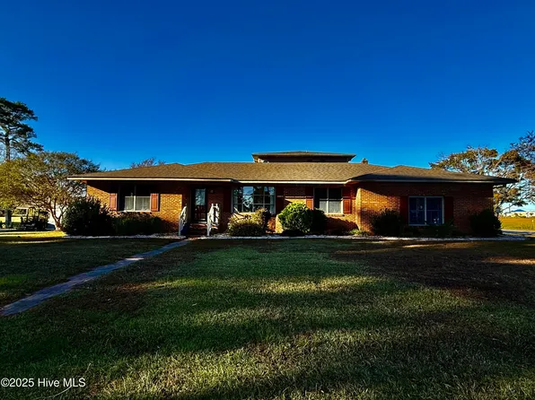 1020 Dixie Trail, Williamston, NC 27892