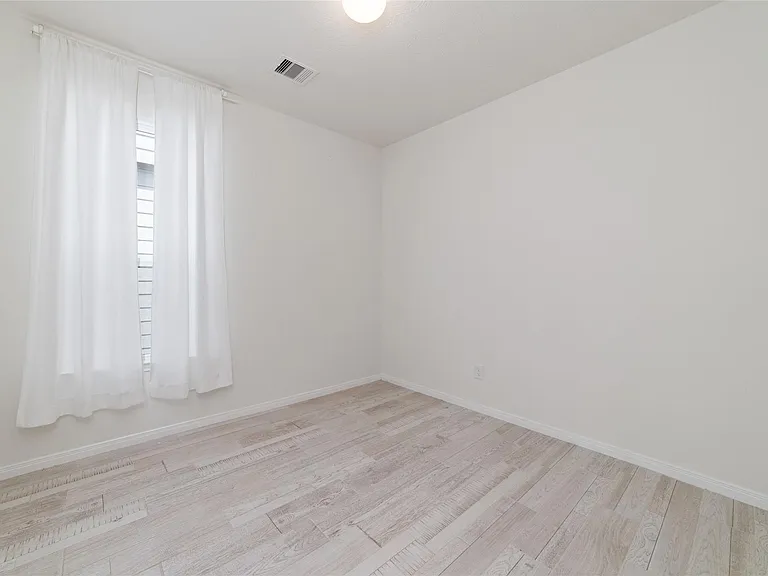 16615 Chill Brook Dr — Photo 6