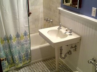 498 Sheridan Rd, Evanston, IL 60202