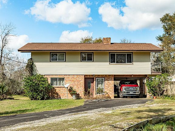 3rd image of 703 County Road 605