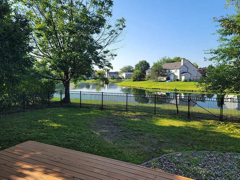 3801 Englewood Dr — Photo 14