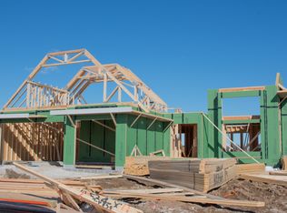 N61W13866 Weyer Farm Dr, Menomonee Falls, WI 53051