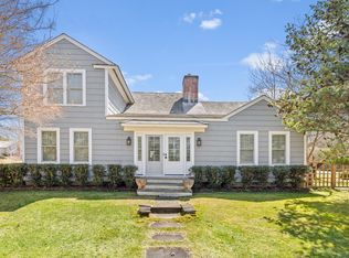1 Clover Leaf Ln, East Hampton, NY 11937