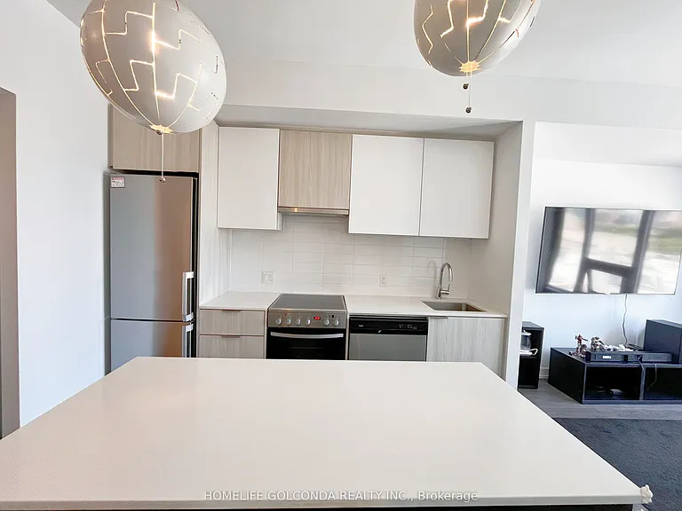 203 College St #1205 — Photo 5