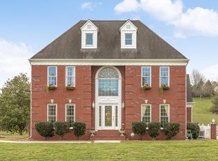 190 River Point Dr, Charleston, TN 37310