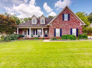 107 Boulder Dr, Dothan, AL 36305