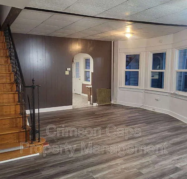 110 George Ave — Photo 1
