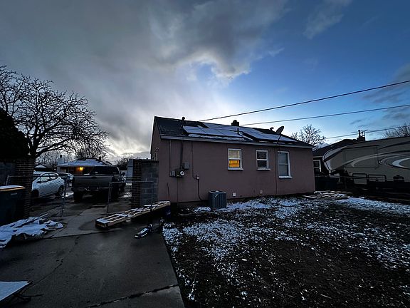 2nd image of 518 N Emery Ave