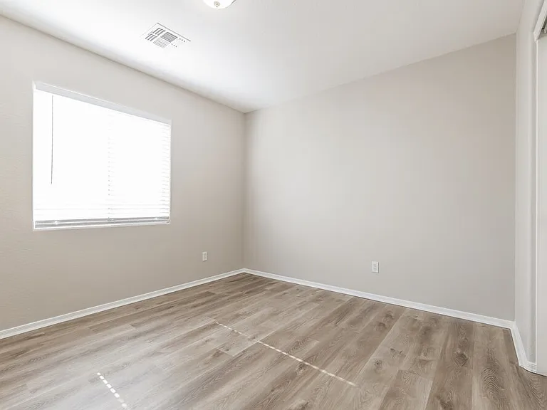3834 E Longhorn Dr — Photo 14